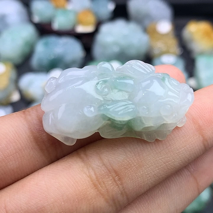 颈饰未镶嵌翡翠天然缅甸翡翠