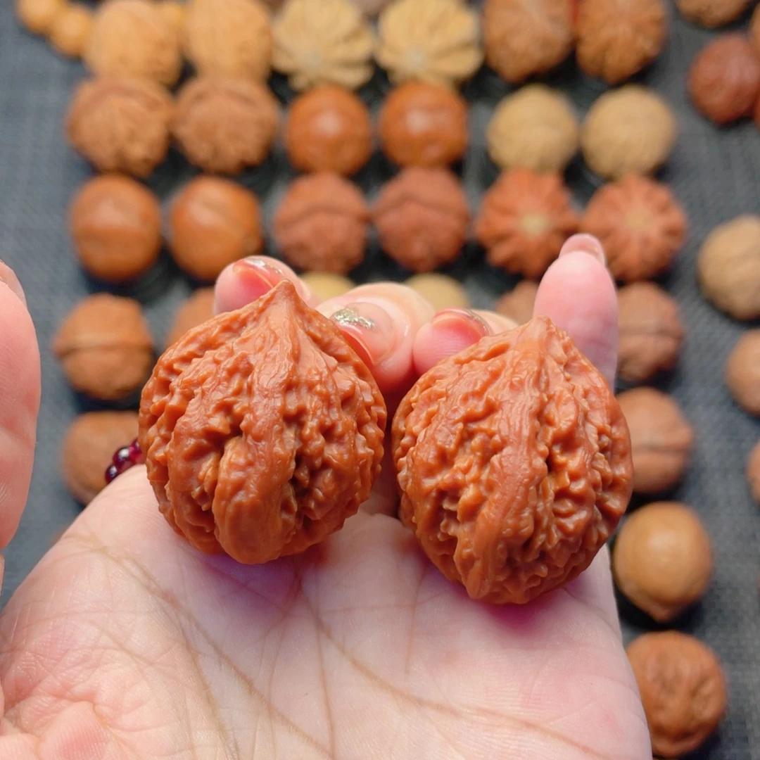 把件文玩核桃麦穗虎头