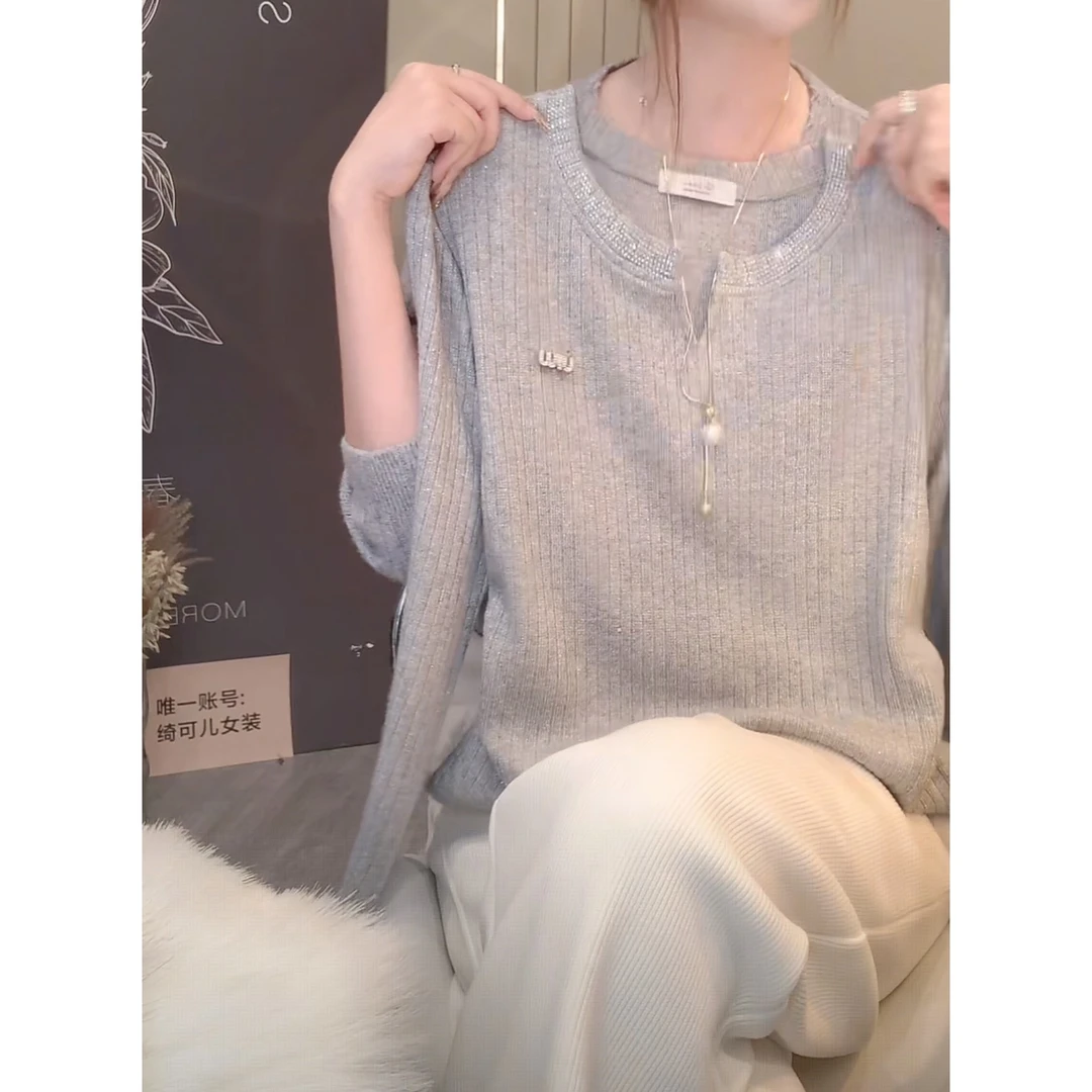 【绮可儿】秋冬新款小V领气质针织衫百搭纯色简约内搭上衣女装