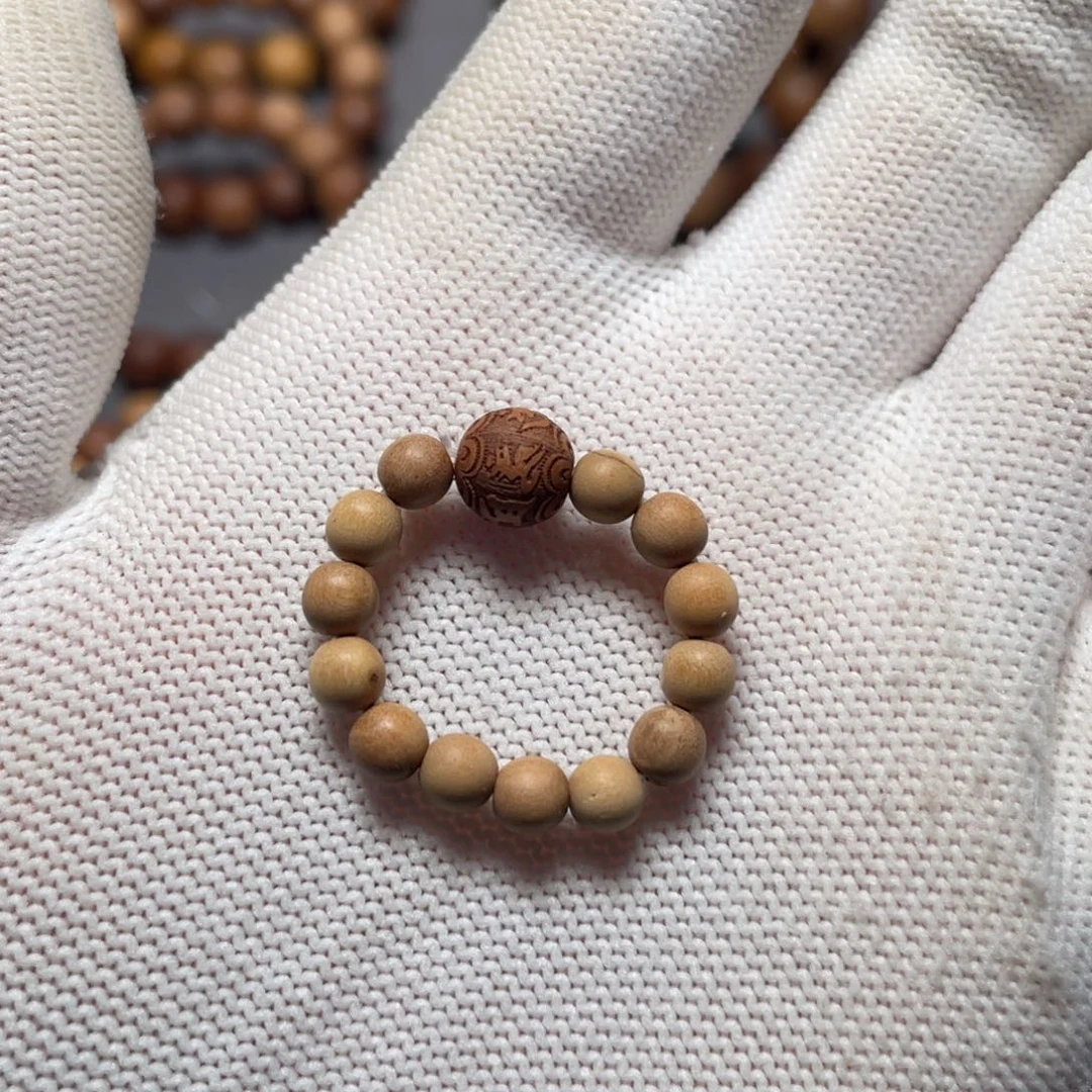 檀香木其他老山檀香小戒指