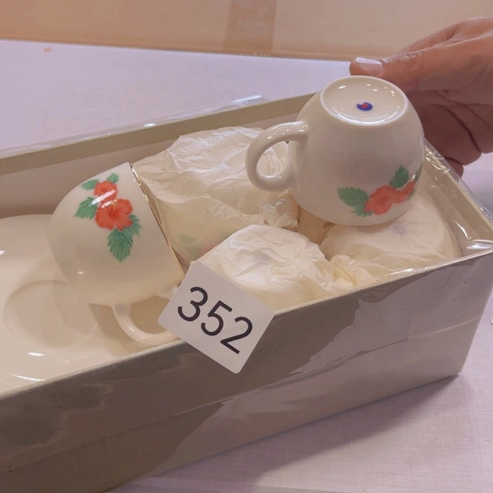 茶盏松**雨我们的目标是成为更优秀