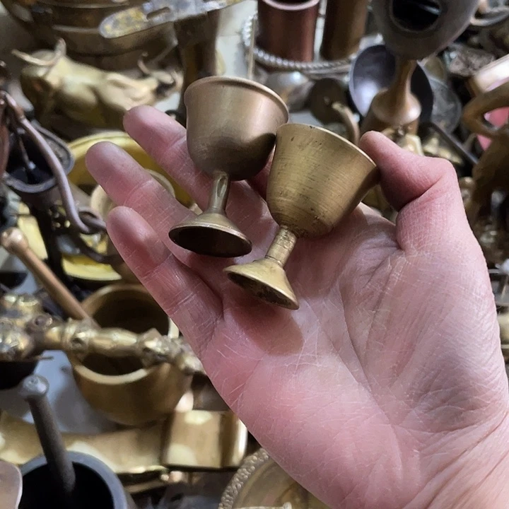 老式铜件古朴典雅的两个