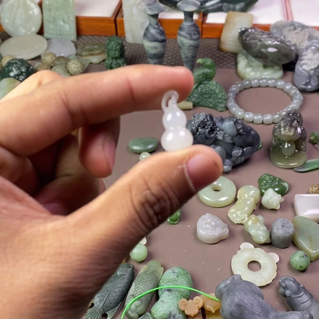 和田玉颈饰未镶嵌ᅟᅟᅟᅟ