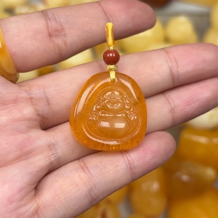 琥珀未镶嵌颈饰蜜蜡