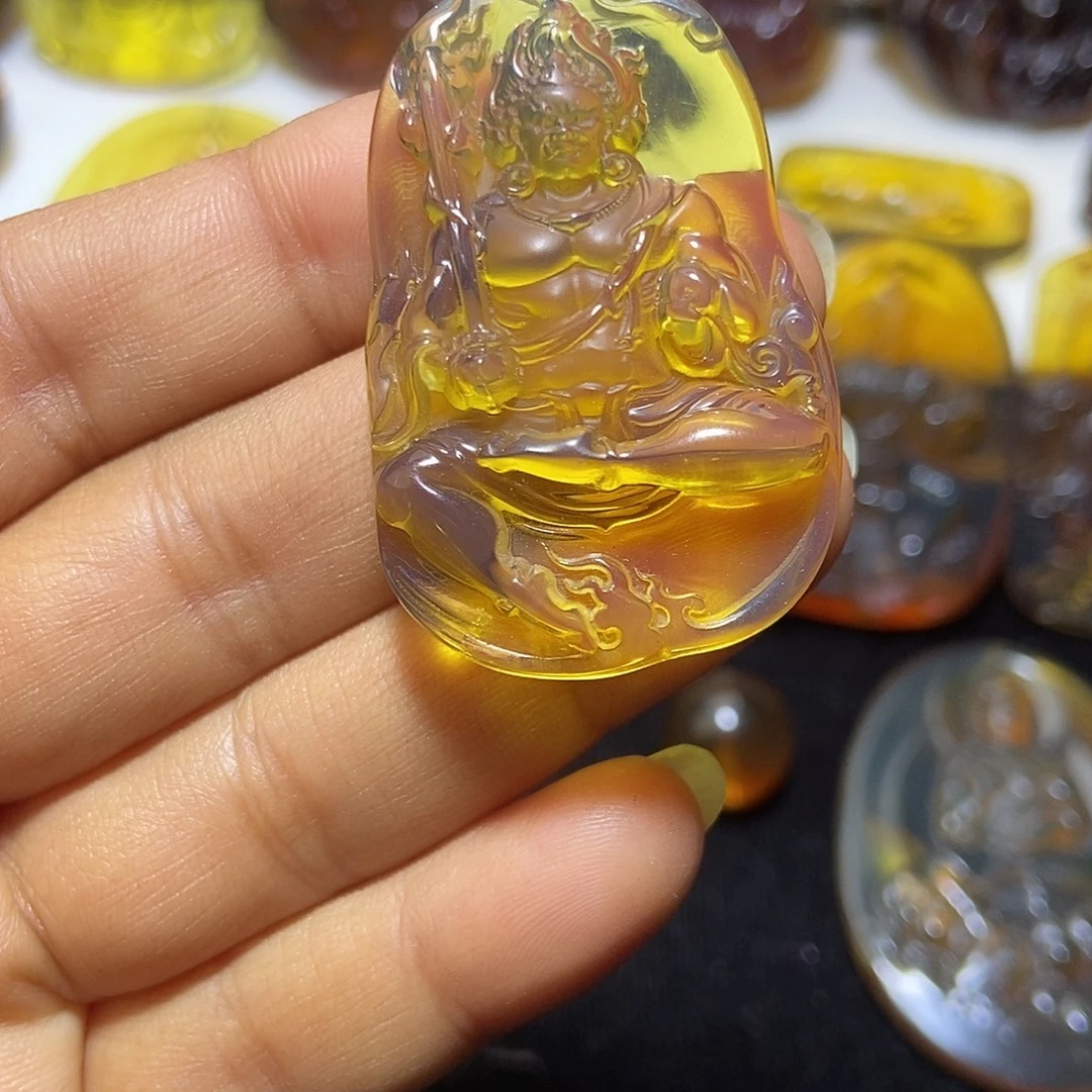 琥珀未镶嵌颈饰缅甸天然琥珀吊坠