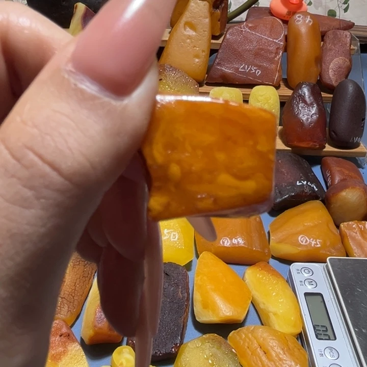 定制琥珀波罗的海琥珀