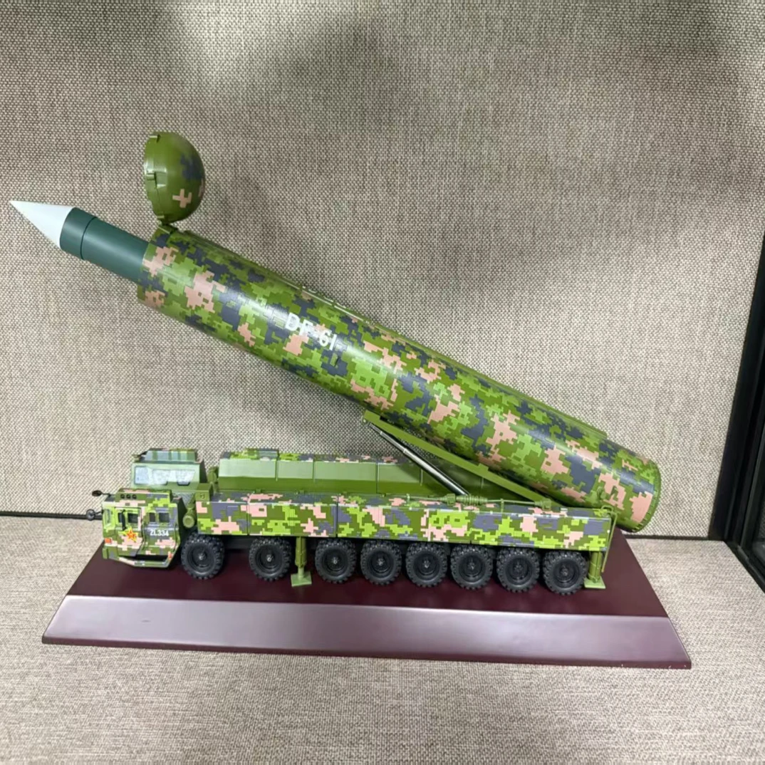 1:48东风61导弹车仿真合金军事模型收藏纪念摆件