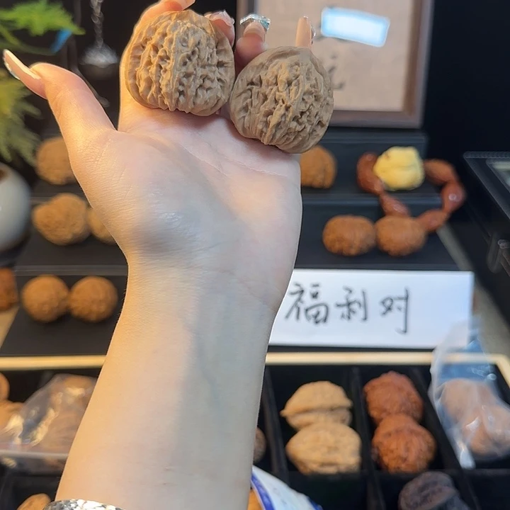 把件文玩核桃四座楼