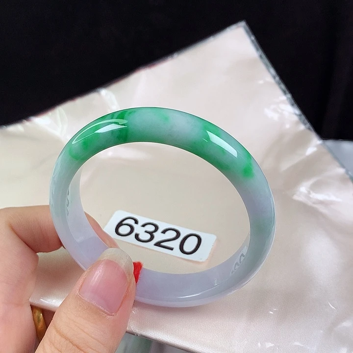 翡翠未镶嵌手镯51圈