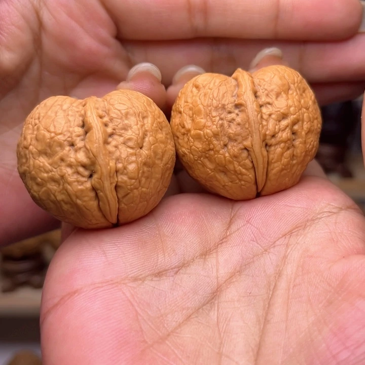 文玩核桃吊坠峭壁M4