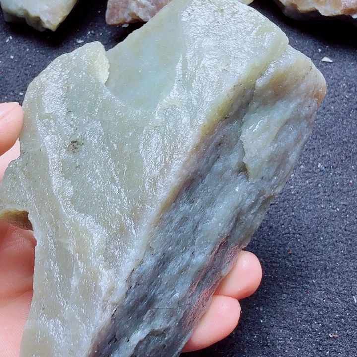 和田玉（糖玉）未镶嵌珠宝半成品