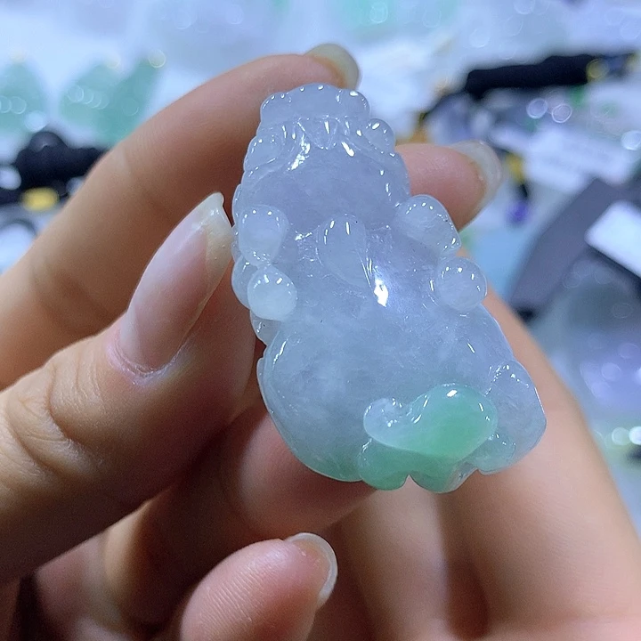 翡翠颈饰未镶嵌天然翡翠A货吊坠