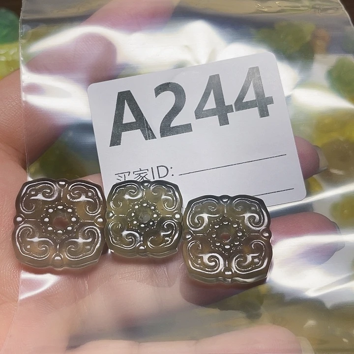 凝***栖蛇纹石玉未镶嵌颈饰