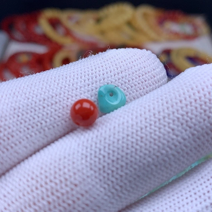 南红玛瑙未镶嵌珠宝奇石