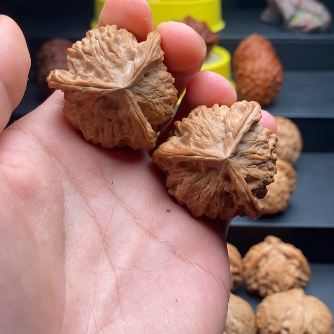 把件文玩核桃盘山三棱39