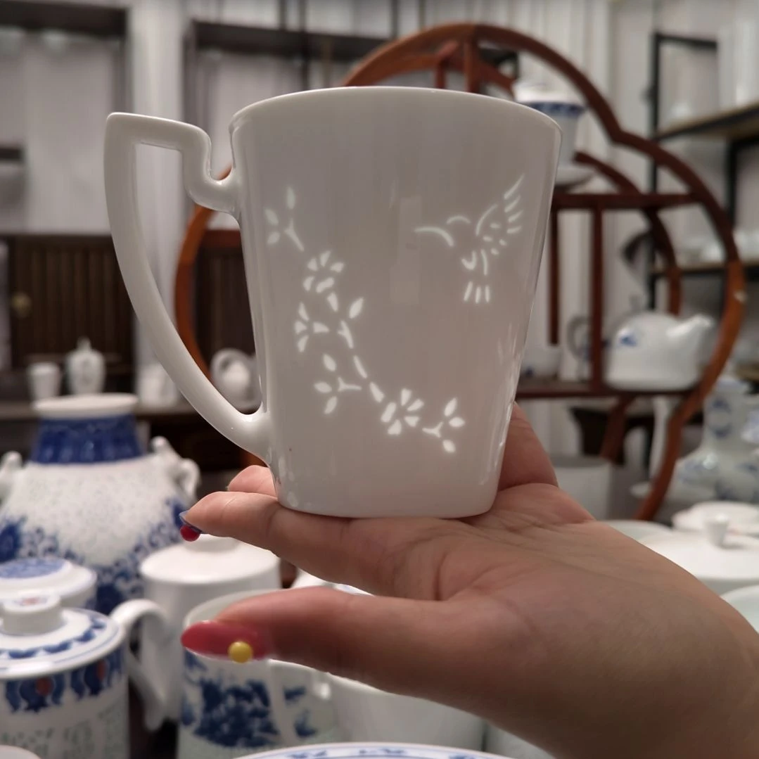 青花瓷翠影马克杯一个