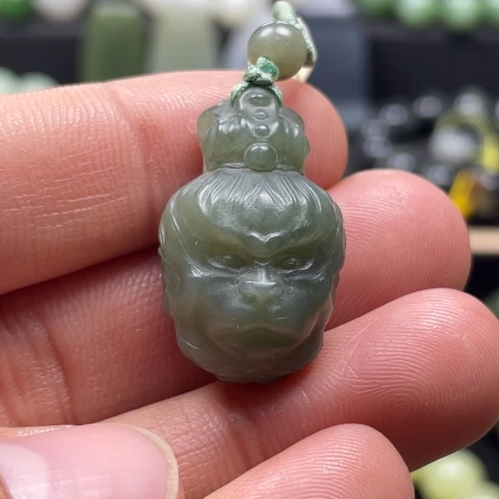 和田玉吊坠(不含链)未镶嵌大圣