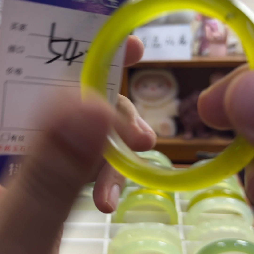 未镶嵌蛇纹石玉手镯390