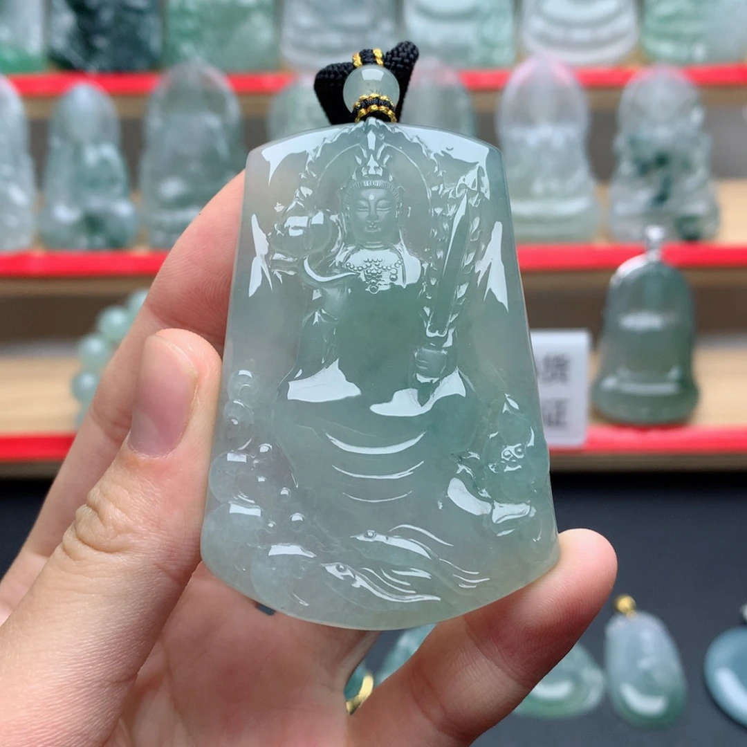 翡翠未镶嵌颈饰传*虚空藏