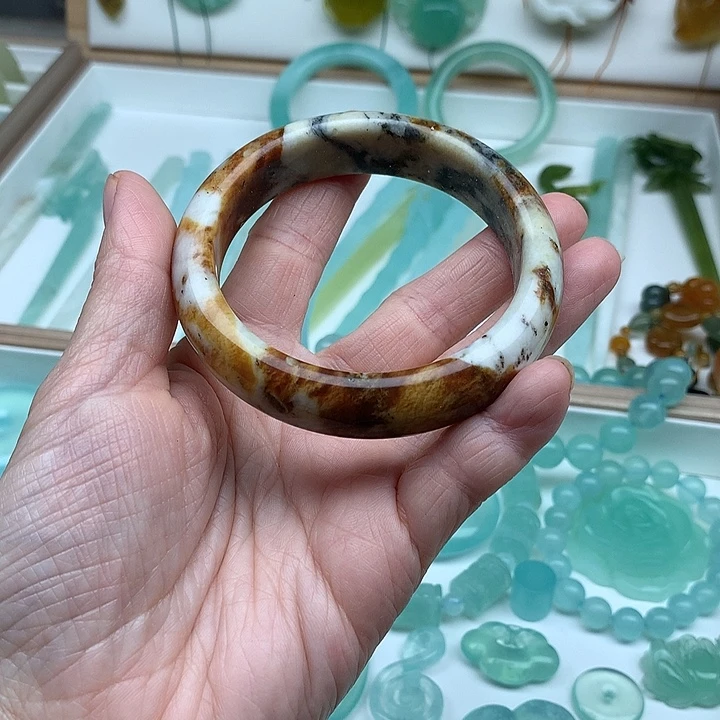 岫玉未镶嵌手镯手镯