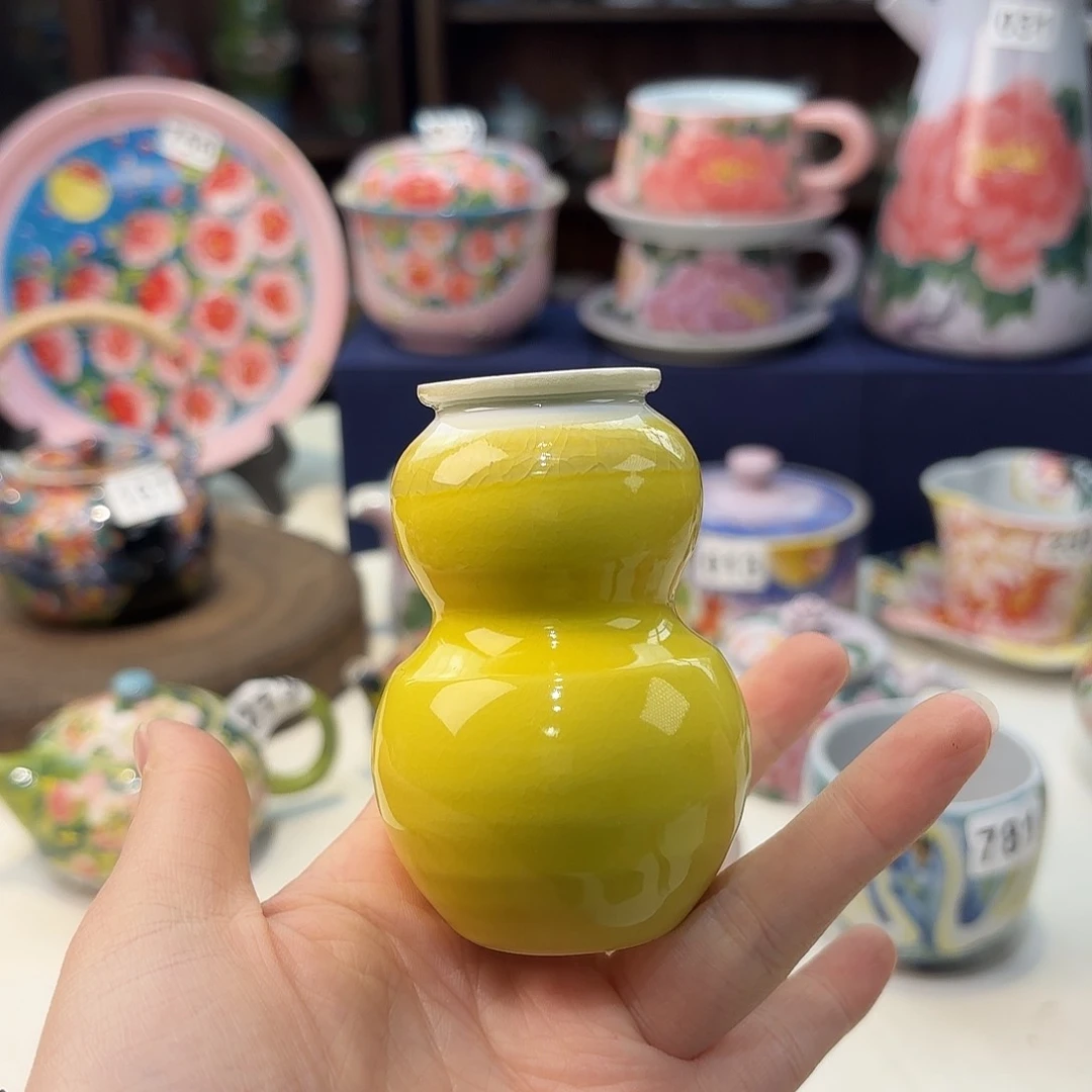 瓷片兔兔好可爱啊我好