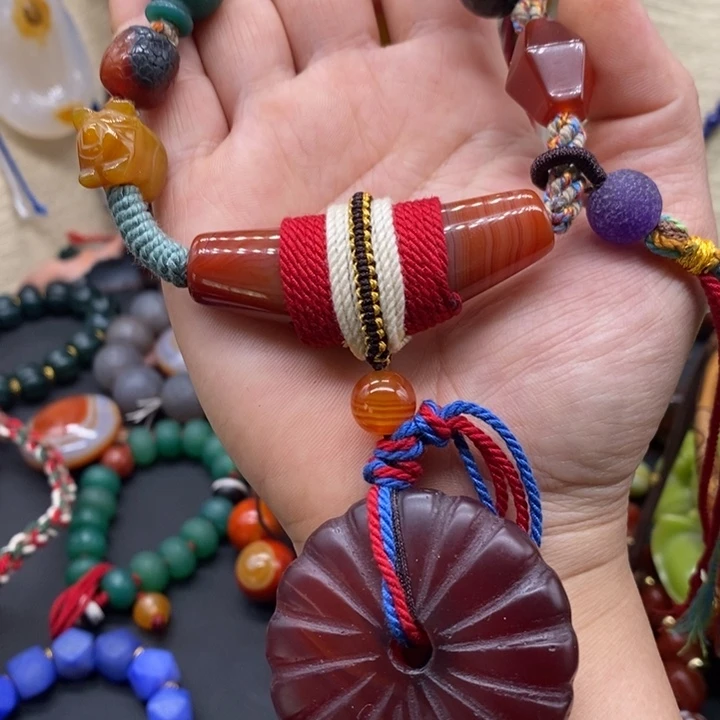 玛瑙/玉髓颈饰未镶嵌