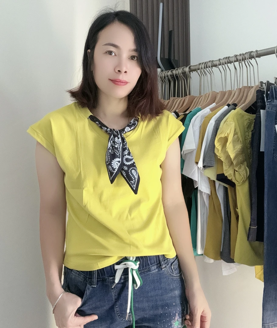 常规短袖V领吸汗蕾丝内搭印花小众时尚T恤透气无袖