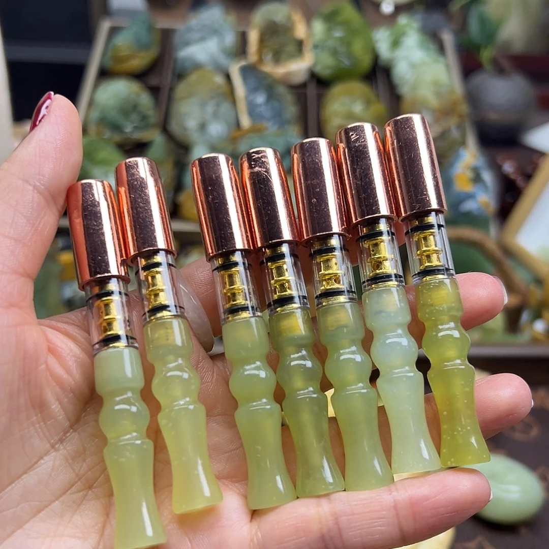 岫玉未镶嵌颈饰岫玉烟嘴好料无暇 粗杆