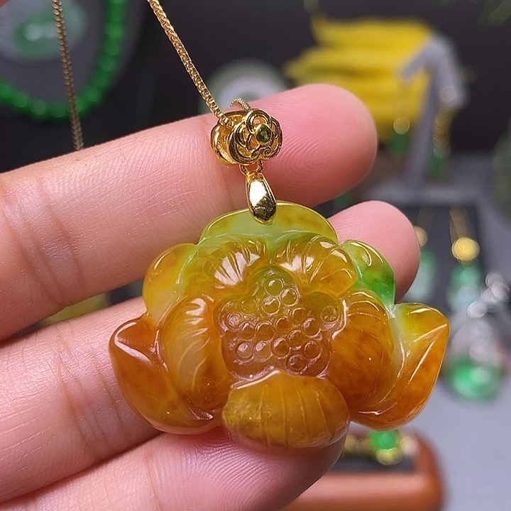 吊坠(赠链)未镶嵌翡翠