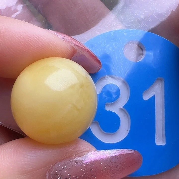 未镶嵌蜜蜡裸石微瑕17mm圆珠