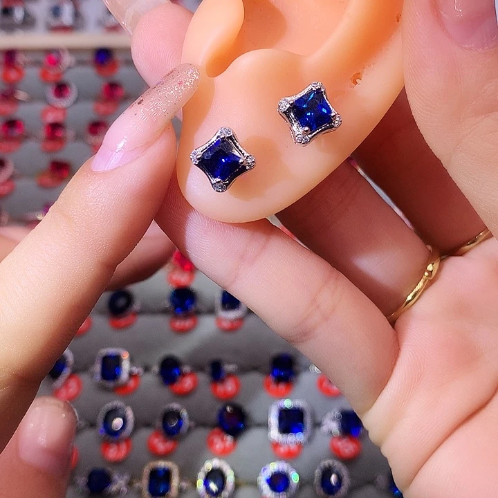 蓝宝石耳饰银S925镶嵌