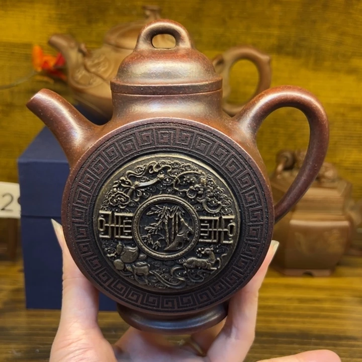 紫砂壶等艺术精品