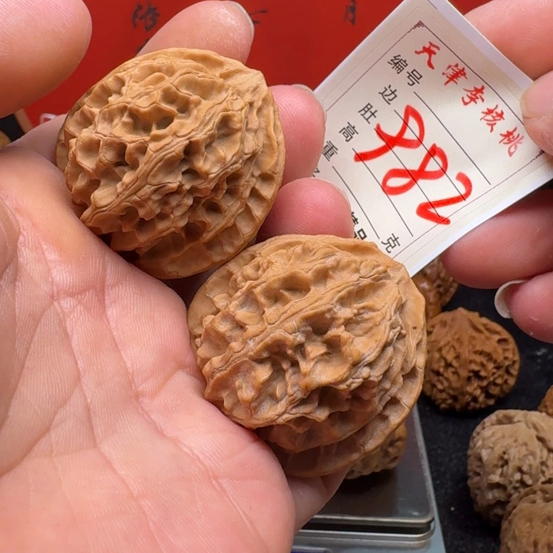 文玩核桃把件白**i苹果40