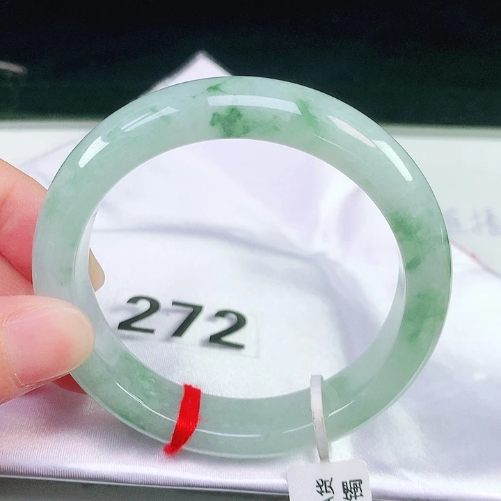 未镶嵌手镯翡翠272