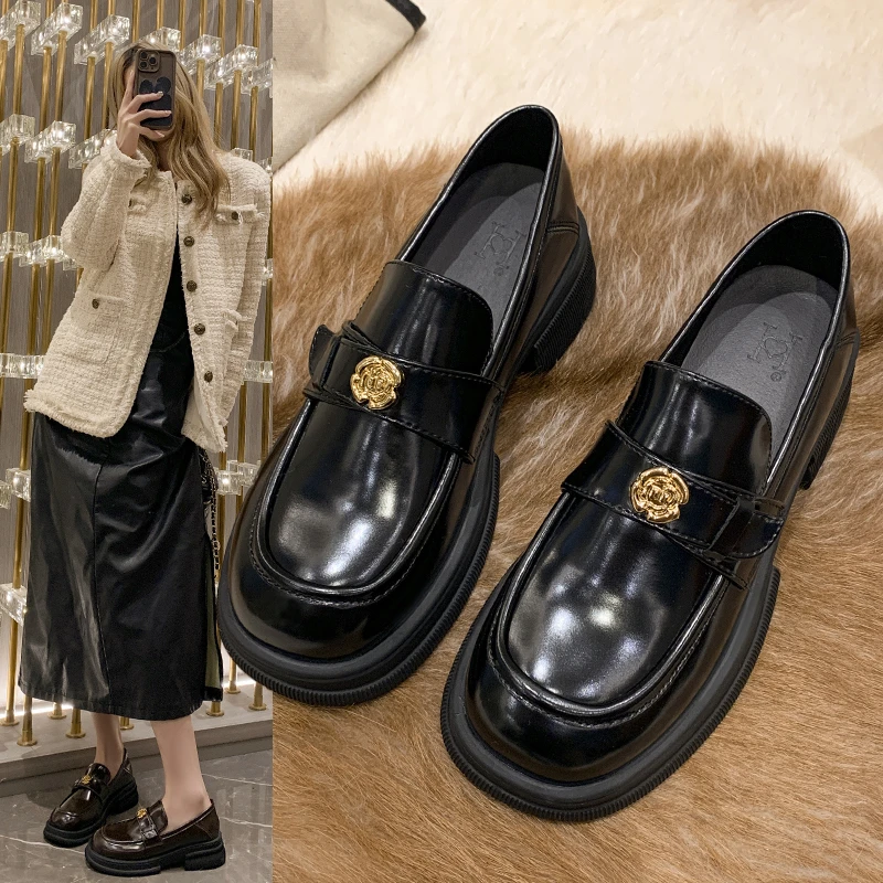 SHOEBOX鞋柜厚底山茶花乐福鞋女2025春季新款软底高级感小皮鞋