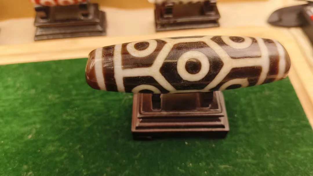 九眼珠珠   满风化