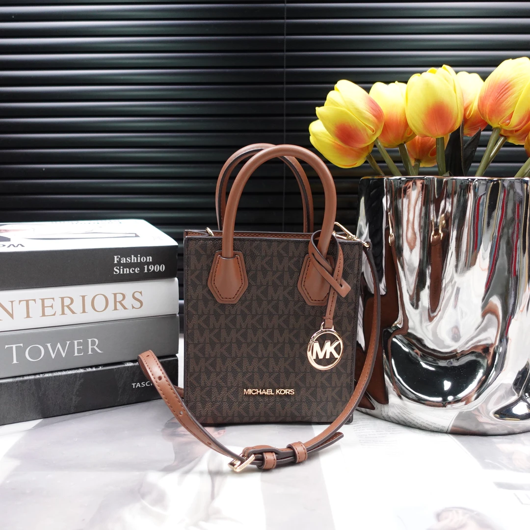 95新 MICHAEL KORS/迈克高仕 单肩包/T10300603