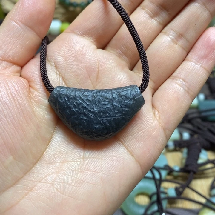 蛇纹石玉未镶嵌挂件棉*糖