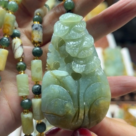 岫玉挂件未镶嵌挂件