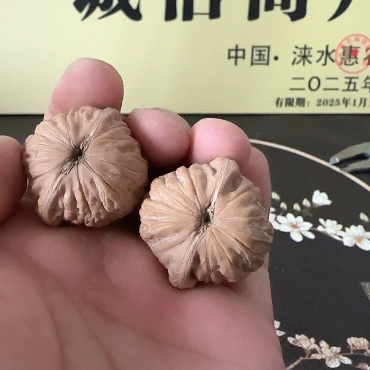 文玩核桃吊坠铁锤