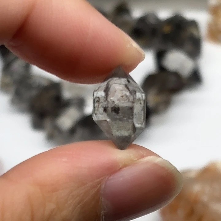 颈饰水晶未镶嵌闪灵钻15mm