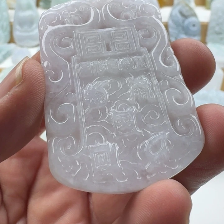 翡翠未镶嵌颈饰天然缅甸A货翡翠