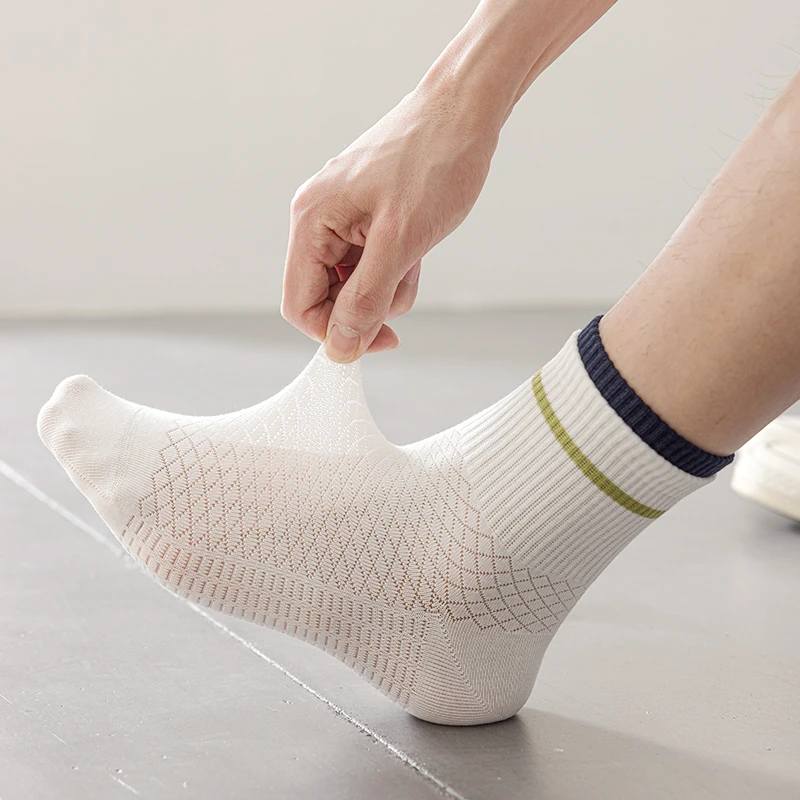 夏季薄款网眼短袜男青少年学生男童运动篮球大码全棉纯棉防臭男袜