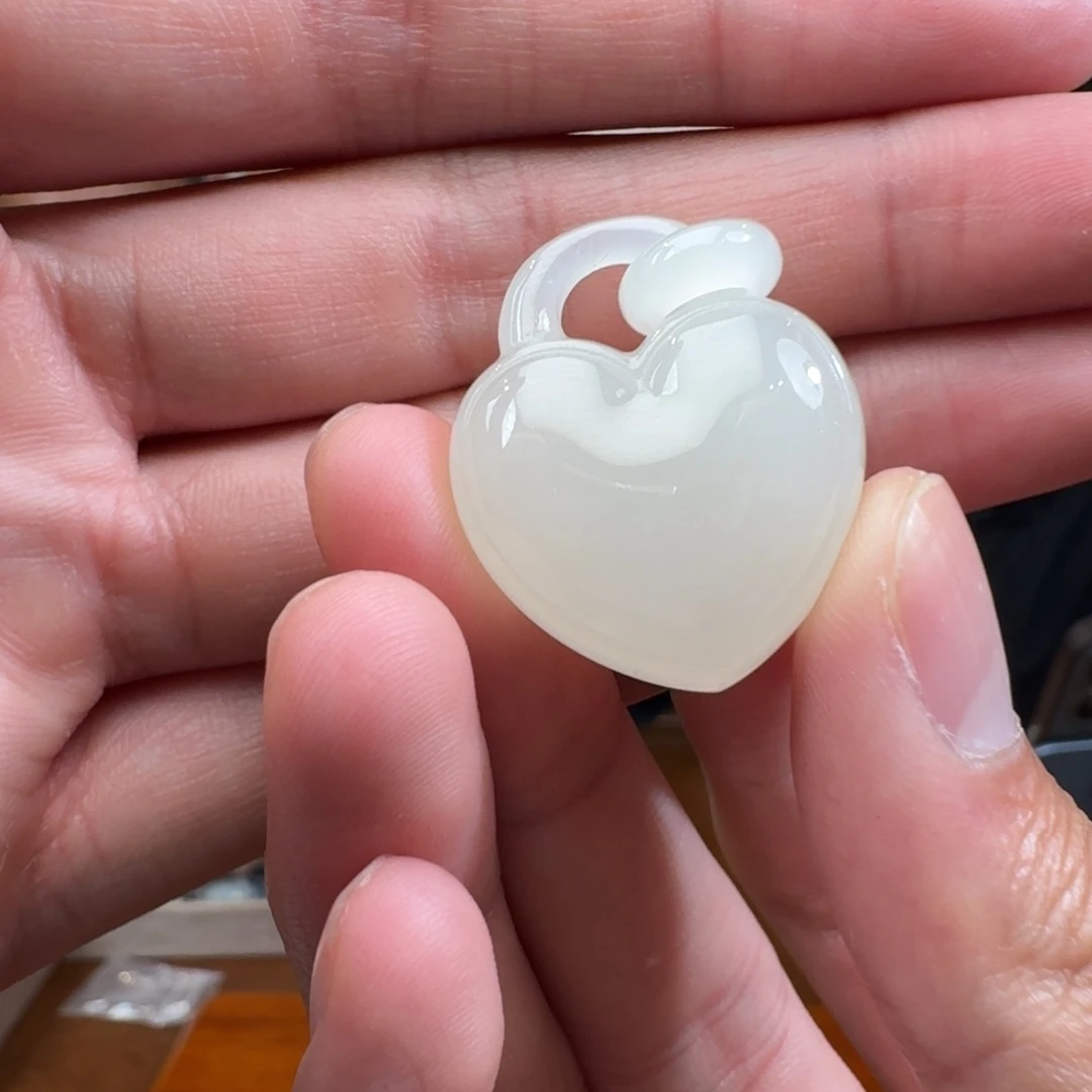 颈饰未镶嵌和田玉827楠哥卡28左右爱心