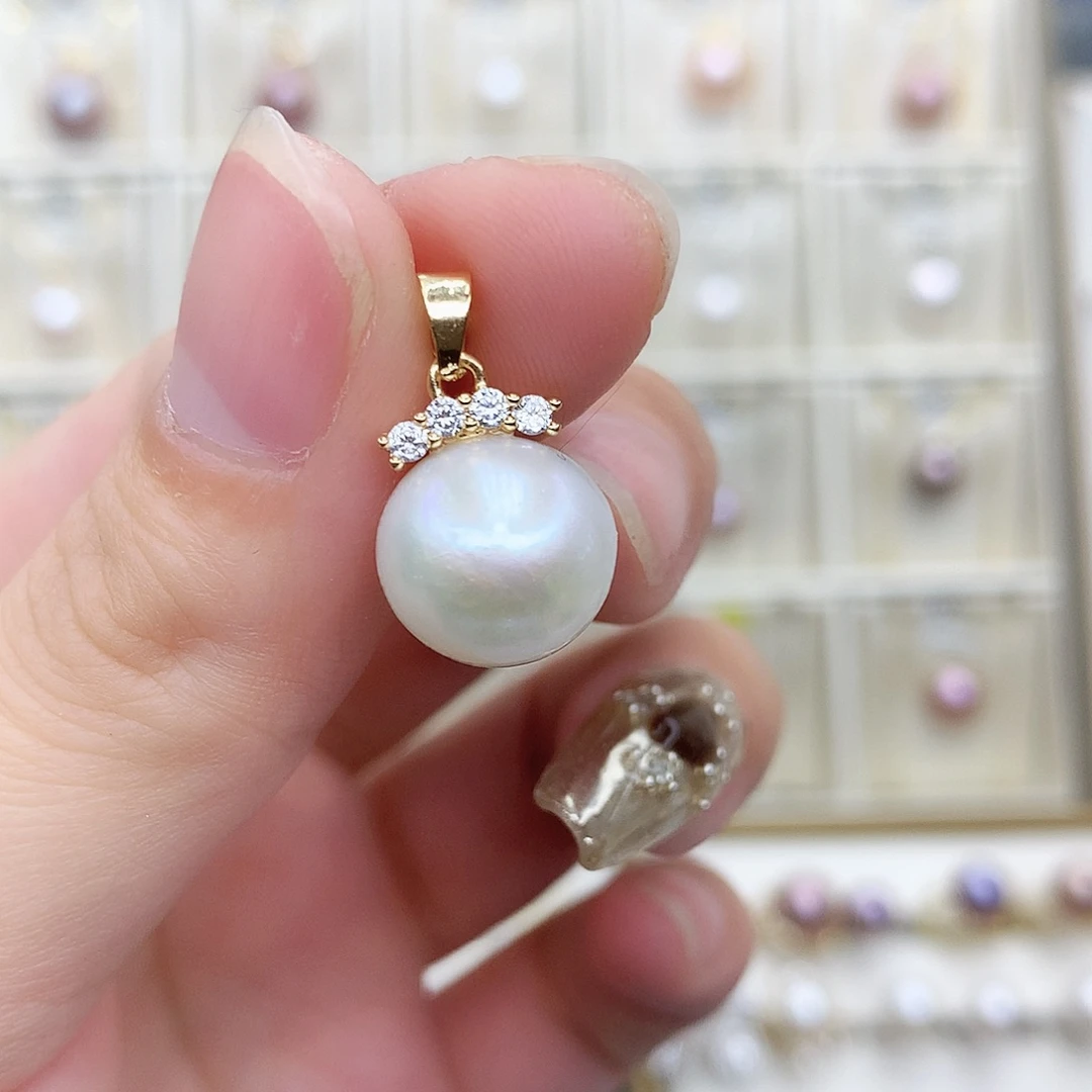 淡水珍珠吊坠(赠链)合金