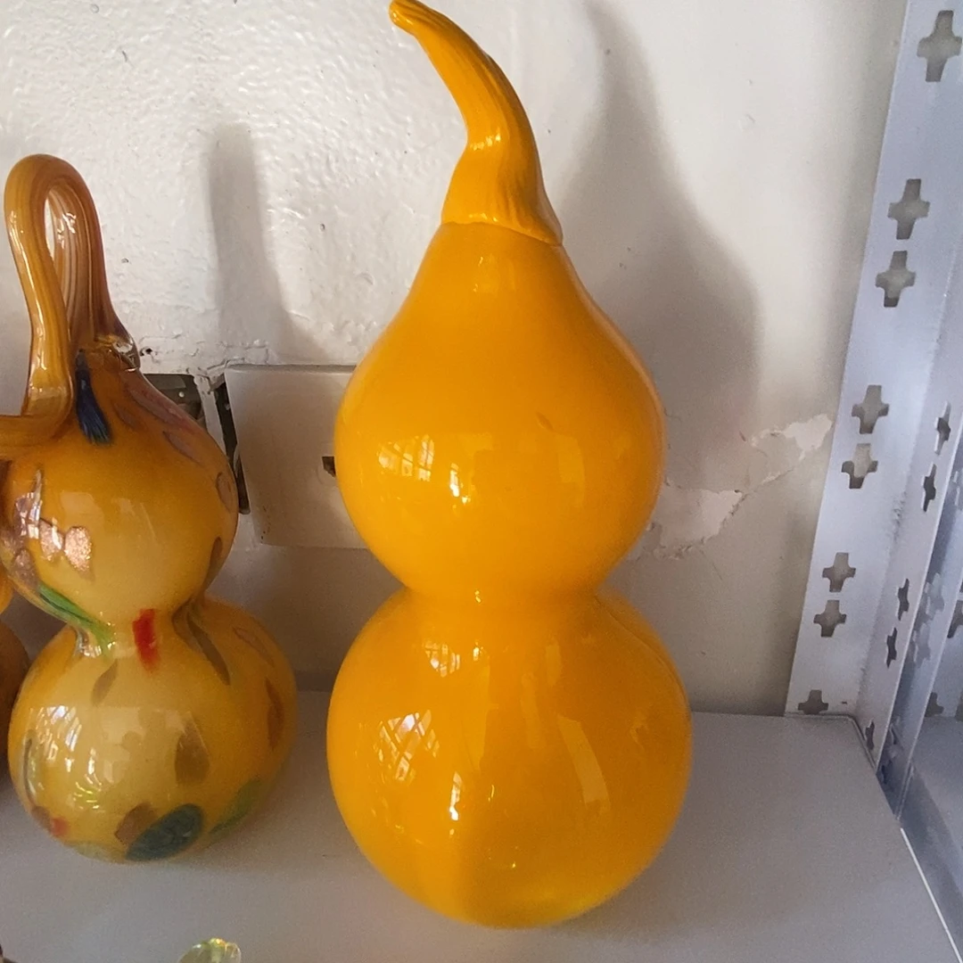 琉璃黄色葫芦一个-高30厘米