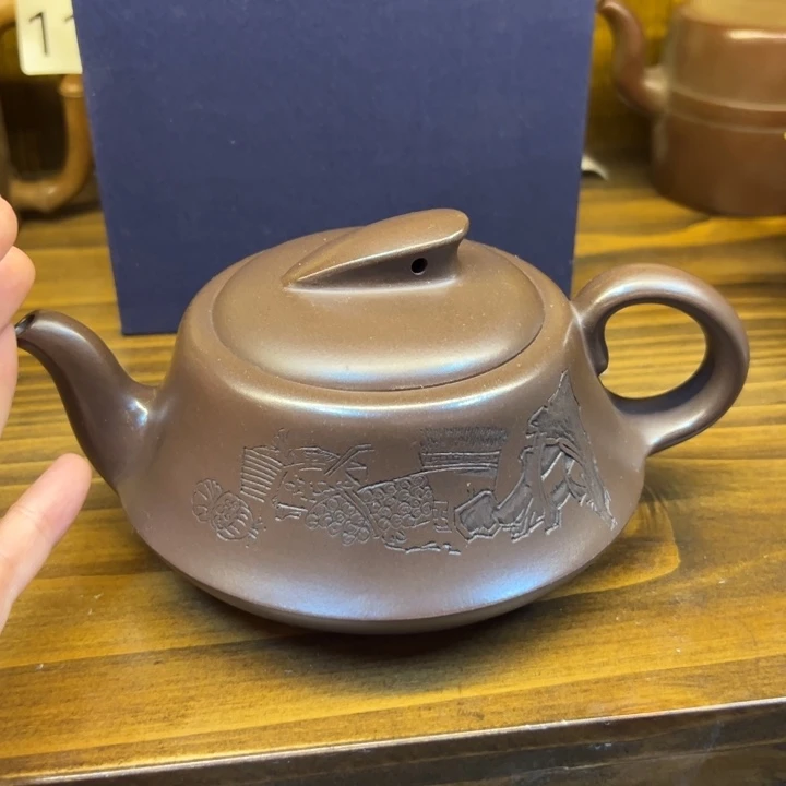 紫砂壶等艺术精品