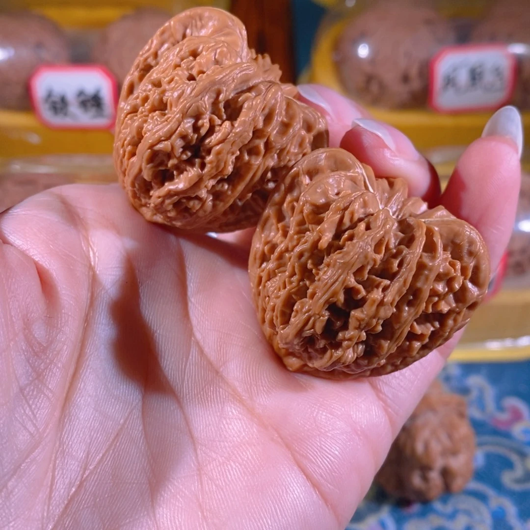 吊坠文玩核桃三角凹底密纹