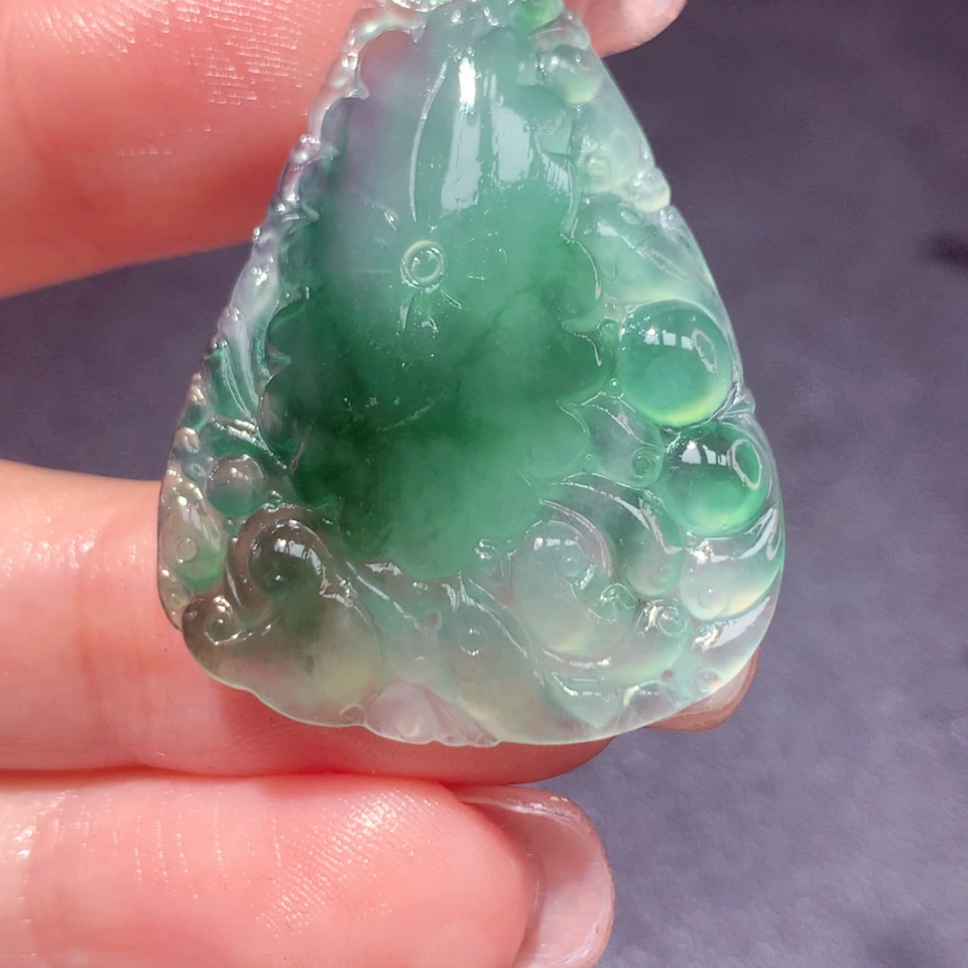 定制翡翠未镶嵌翡翠