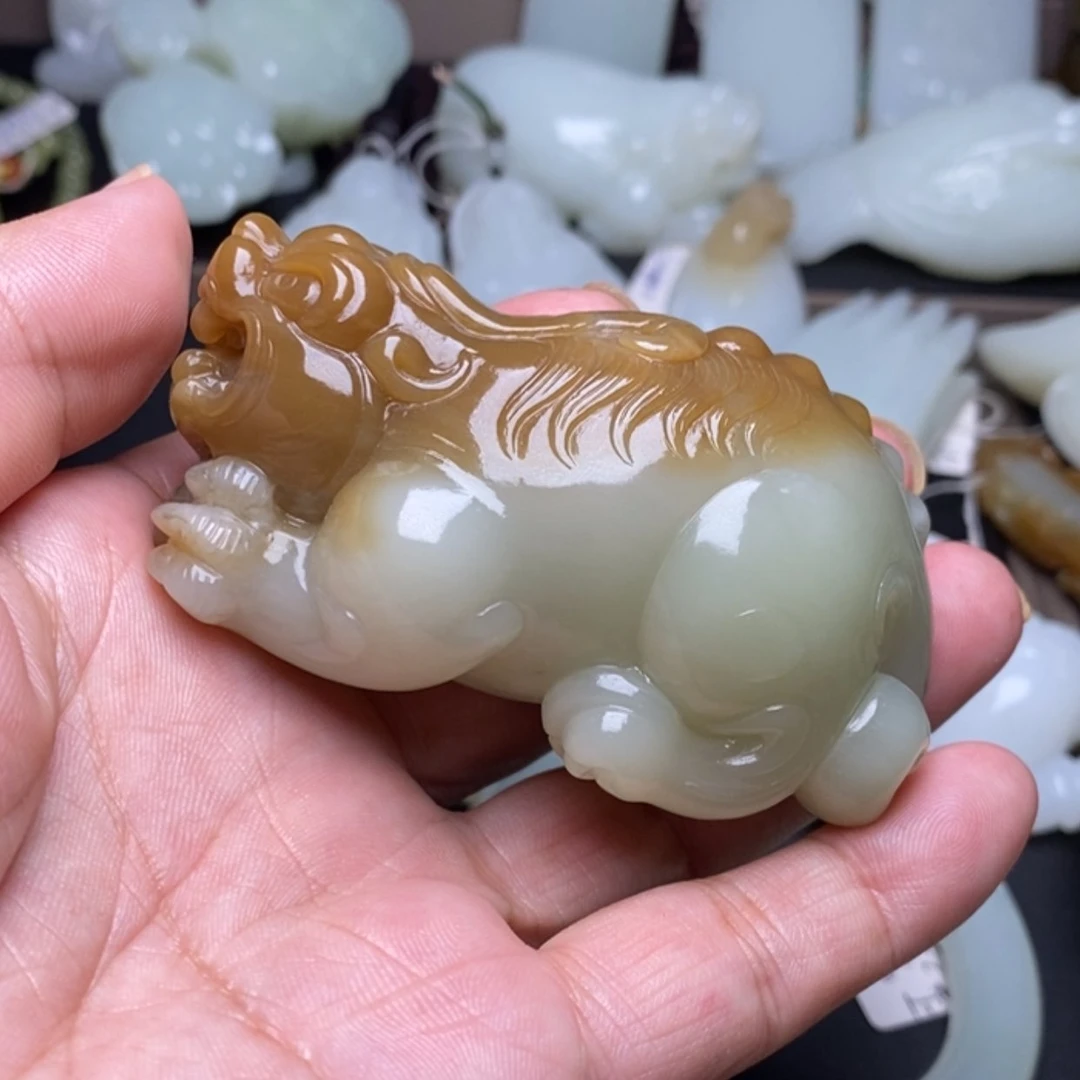 【闪购商品】颈饰未镶嵌和田玉星*